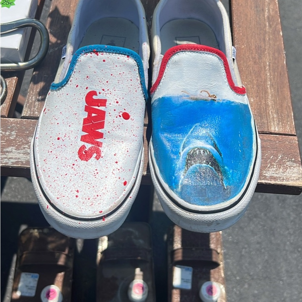 Vans Jaws Shark Print Slip-On Sneakers - Red, Blue, White